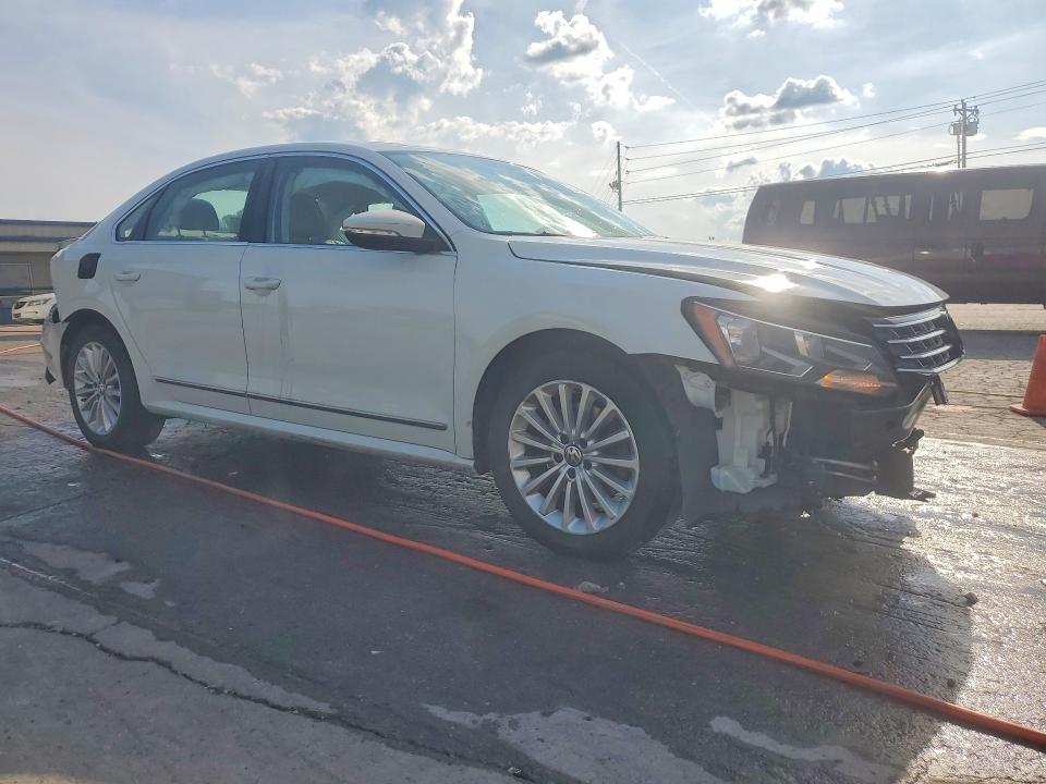 Продажа на аукционе авто 2017 Volkswagen Passat, vin: 1VWBT7A36HC005339, номер лота: 55456106