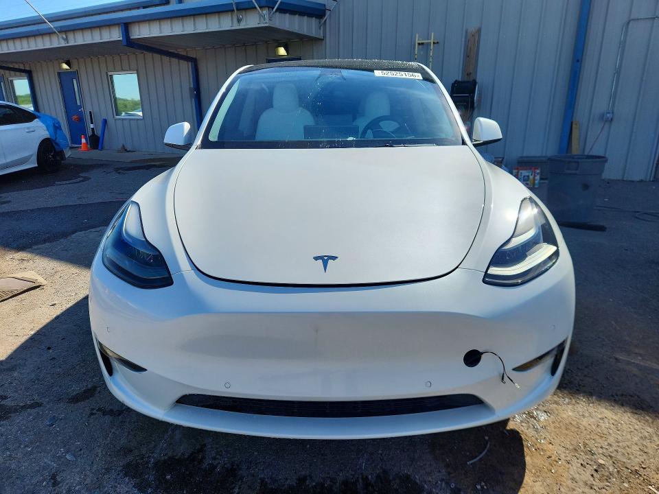 Продажа на аукционе авто 2022 Tesla Model Y, vin: 7SAYGDEF5NF554472, номер лота: 52525156