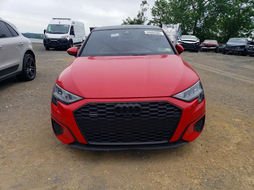2022 Audi A3 მანქანა იყიდება აუქციონზე, vin: WAUGUDGY9NA105575, აუქციონის ნომერი: 54606386