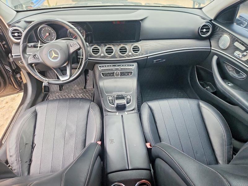 52988226 :رقم المزاد ، WDDZF4JB0JA374140 vin ، 2018 Mercedes-benz E مزاد بيع