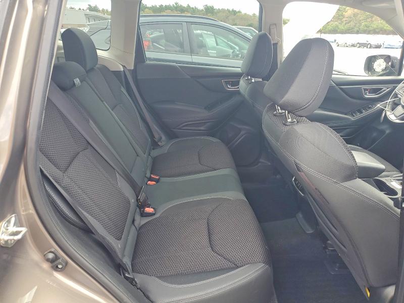 51400796 :رقم المزاد ، JF2SKAJC2MH467611 vin ، 2021 Subaru Forester مزاد بيع