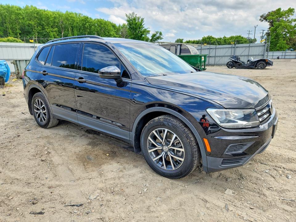 2021 Volkswagen Tiguan მანქანა იყიდება აუქციონზე, vin: 3VV1B7AX5MM080743, აუქციონის ნომერი: 53575516