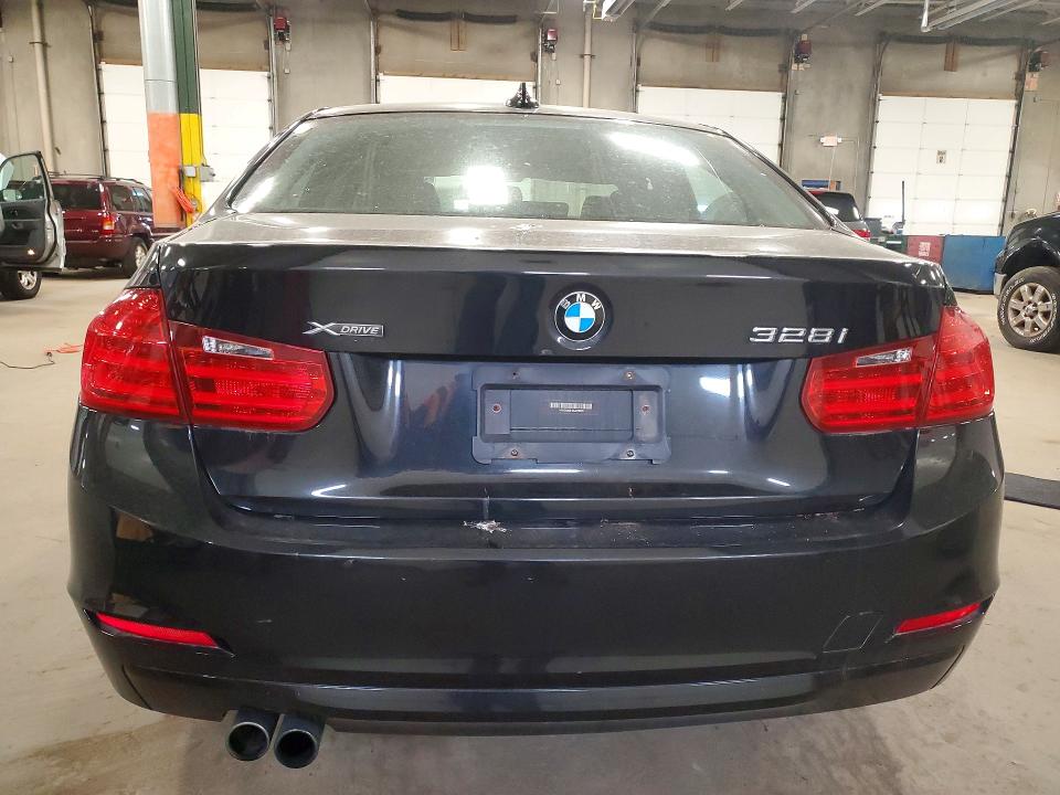 Продаж на аукціоні авто 2013 Bmw 328, vin: WBA3B3C51DJ976205, номер лоту: 52725746