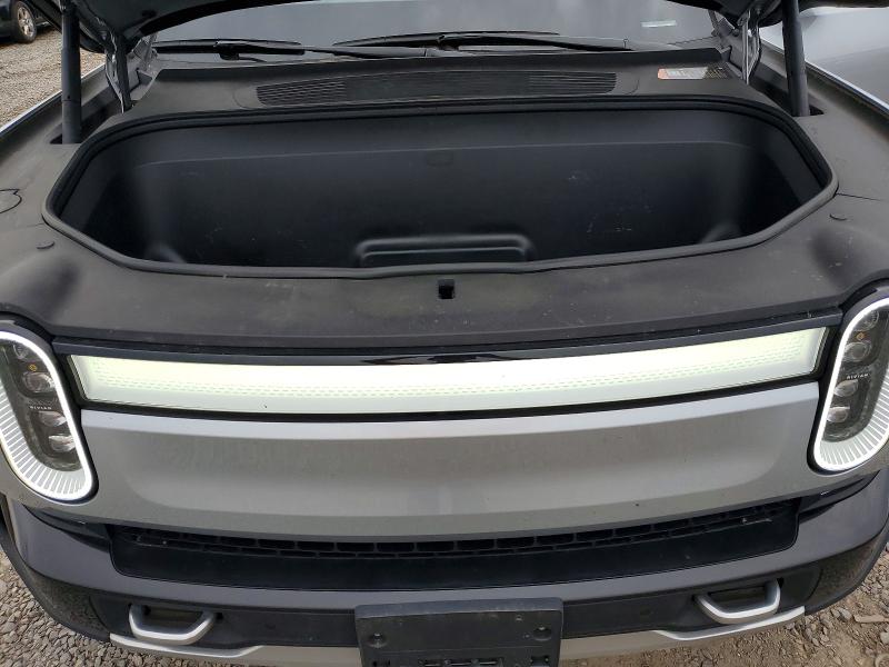 52098546 :رقم المزاد ، 7PDSGABA3RN034071 vin ، 2024 Rivian R1s مزاد بيع