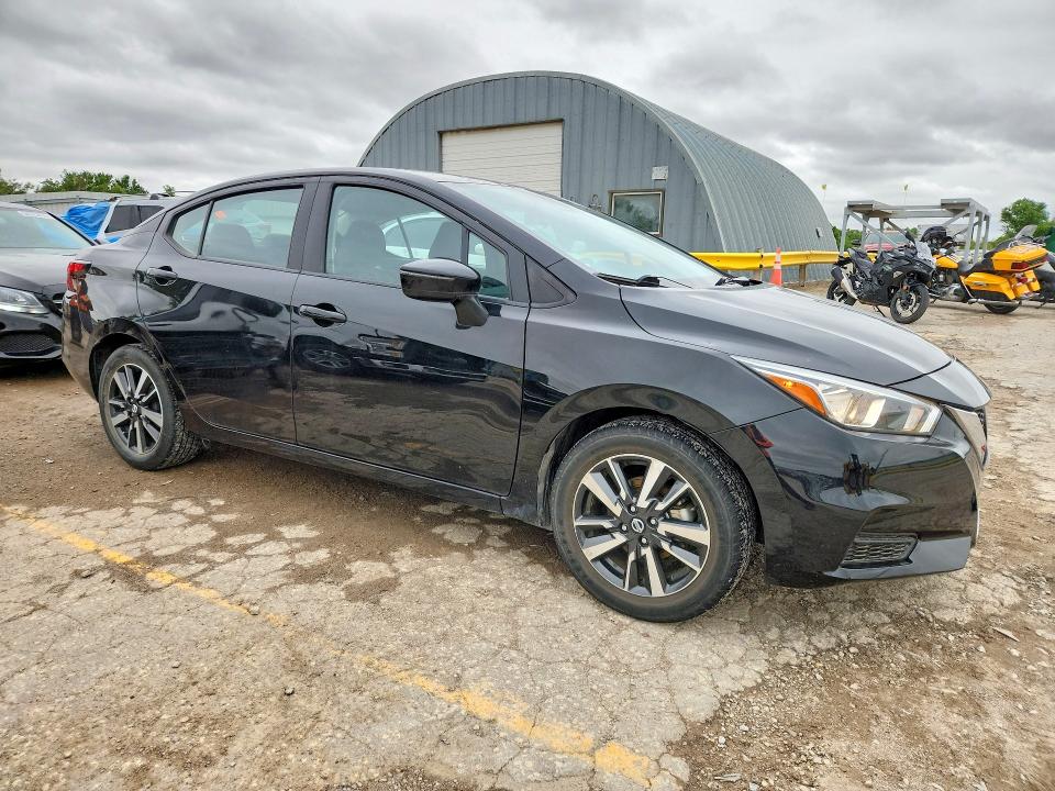 54081856 :رقم المزاد ، 3N1CN8EV9ML869290 vin ، 2021 Nissan Versa مزاد بيع