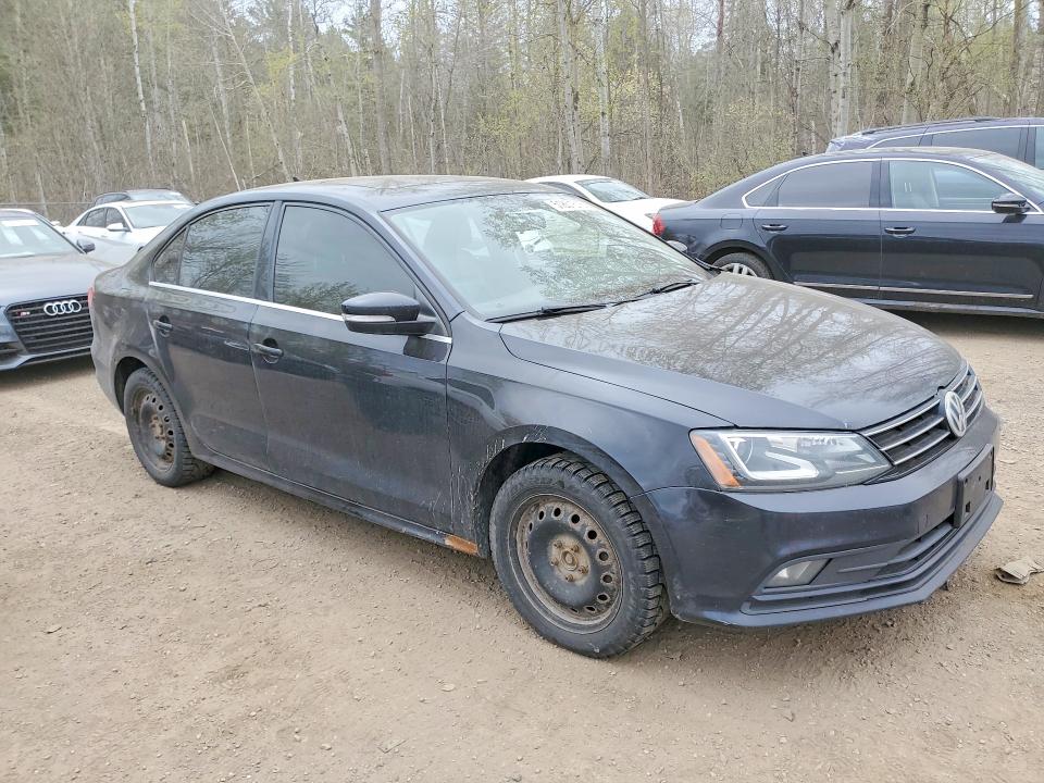 51851516 :رقم المزاد ، 3VWL07AJ2FM229179 vin ، 2015 Volkswagen Jetta مزاد بيع
