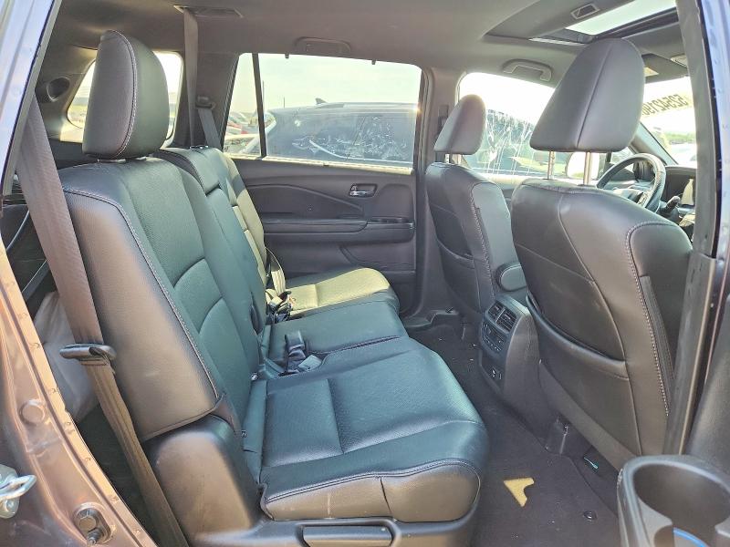 52542196 :رقم المزاد ، 5FNYF8H08MB024722 vin ، 2021 Honda Passport مزاد بيع