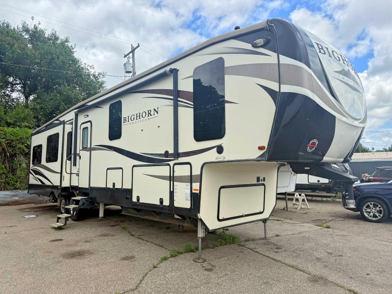 2017 Heartland Bighorn 39mb მანქანა იყიდება აუქციონზე, vin: 5SFBG4227JE349474, აუქციონის ნომერი: 55579756