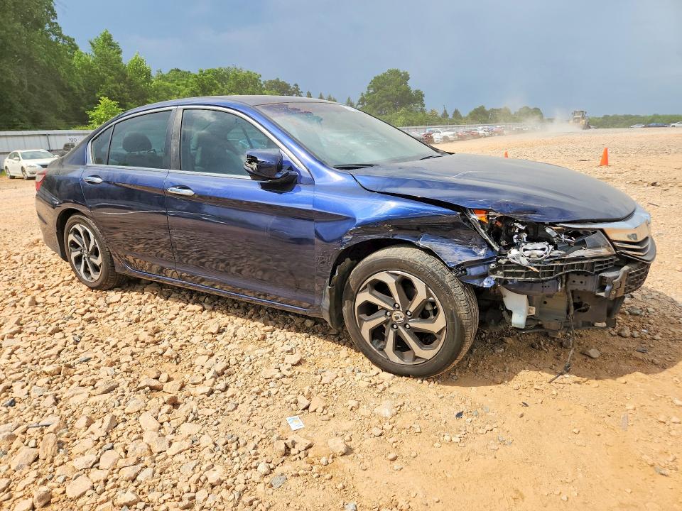 Продажа на аукционе авто 2017 Honda Accord, vin: 1HGCR2F82HA276196, номер лота: 54286236