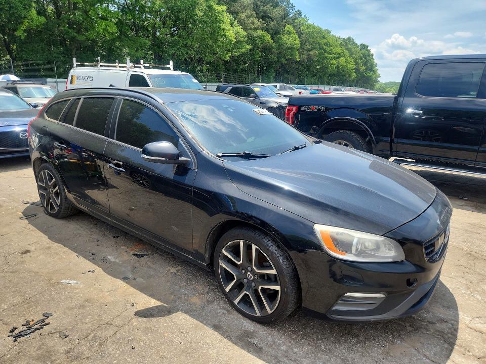 Продажа на аукционе авто 2018 Volvo V60, vin: YV140MELXJ2389290, номер лота: 52983396