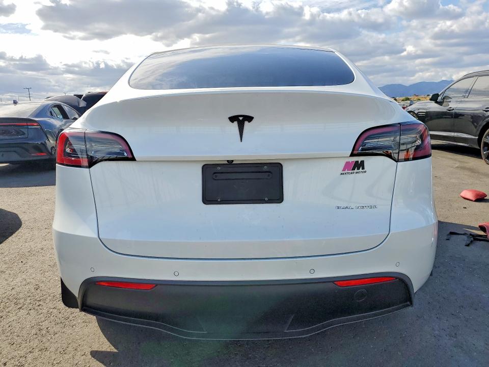Продаж на аукціоні авто 2022 Tesla Model Y, vin: 7SAYGDEE5NF317505, номер лоту: 55601776