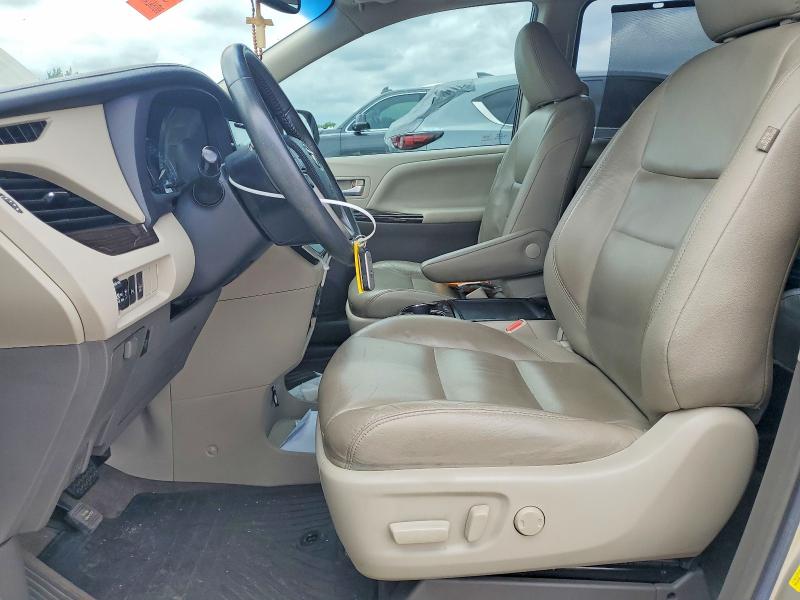 Продажа на аукционе авто 2017 Toyota Sienna, vin: 5TDYZ3DC4HS823487, номер лота: 54089006