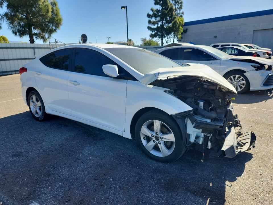 53833486 :رقم المزاد ، 5NPDH4AE6DH290426 vin ، 2013 Hyundai Elantra مزاد بيع