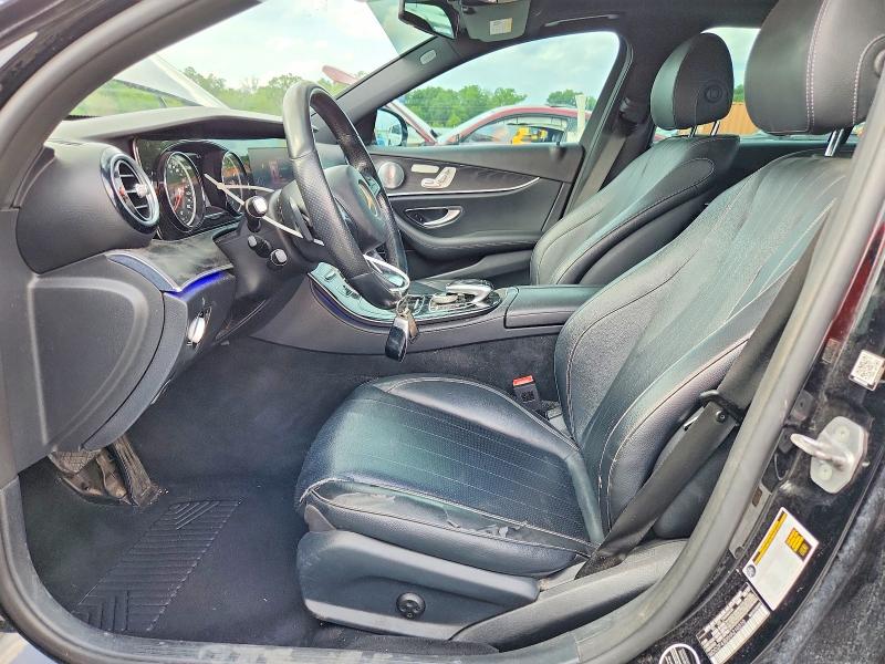 52599496 :رقم المزاد ، WDDZF4JBXHA210310 vin ، 2017 Mercedes-benz E مزاد بيع
