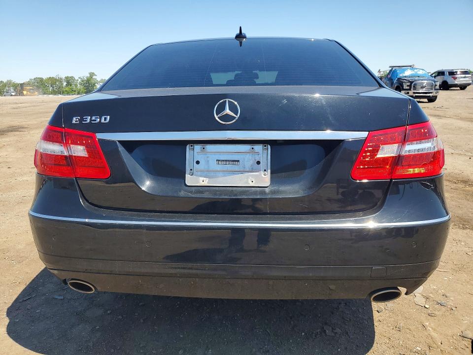 53069526 :رقم المزاد ، WDDHF5GBXBA362264 vin ، 2011 Mercedes-benz E مزاد بيع