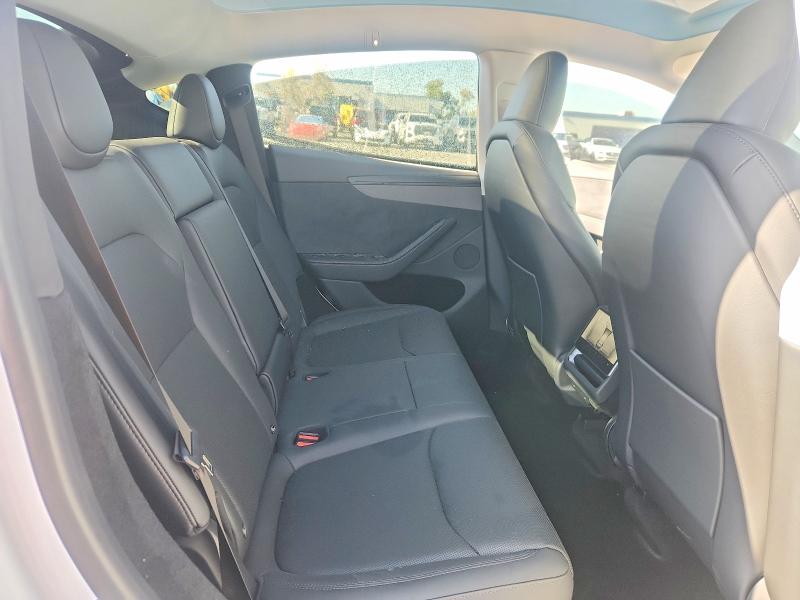 54892196 :رقم المزاد ، 7SAYGDED8TA493353 vin ، 2026 Tesla Model Y مزاد بيع