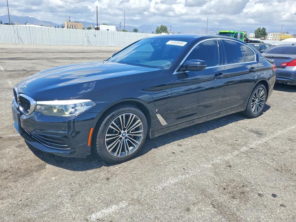54900686 :رقم المزاد ، WBAJA9C56KB389521 vin ، 2019 Bmw 530e مزاد بيع