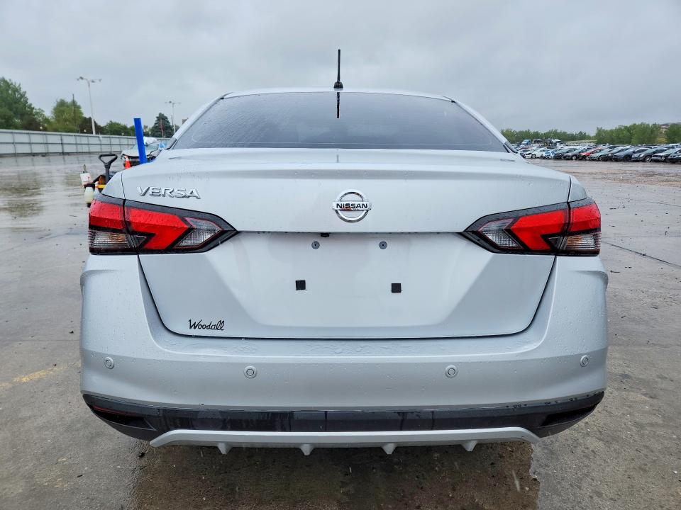 53403876 :رقم المزاد ، 3N1CN8DV5ML896634 vin ، 2021 Nissan Versa مزاد بيع