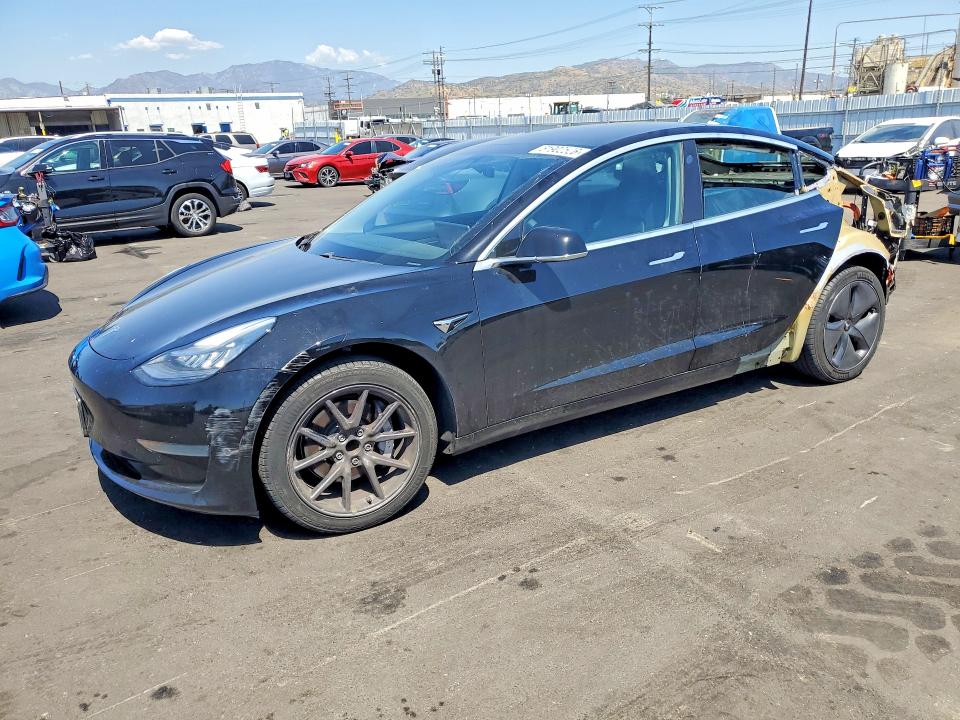 Auction sale of the 2020 Tesla Model 3, vin: 5YJ3E1EA2LF630145, lot number: 51902526