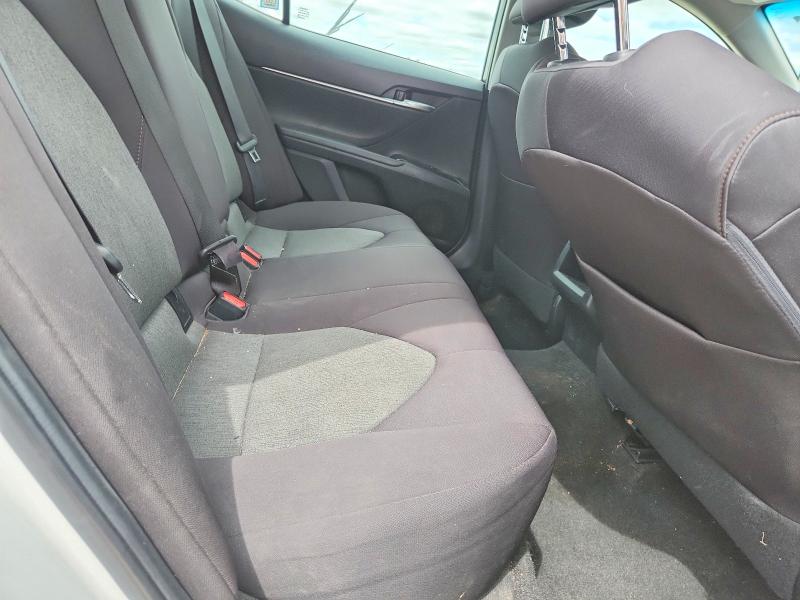 Продаж на аукціоні авто 2018 Toyota Camry, vin: 4T1B11HK9JU635287, номер лоту: 54133146