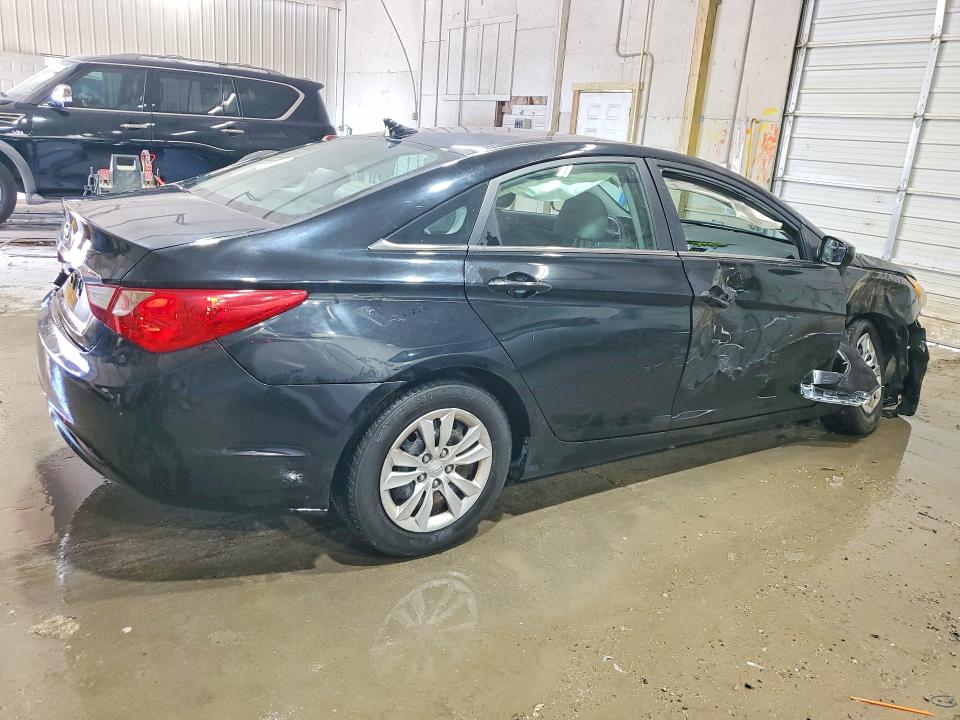52393316 :رقم المزاد ، 5NPEB4AC8BH210450 vin ، 2011 Hyundai Sonata مزاد بيع