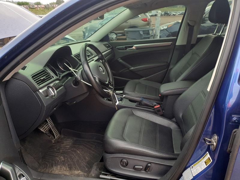 55194896 :رقم المزاد ، 1VWDT7A38HC073022 vin ، 2017 Volkswagen Passat مزاد بيع