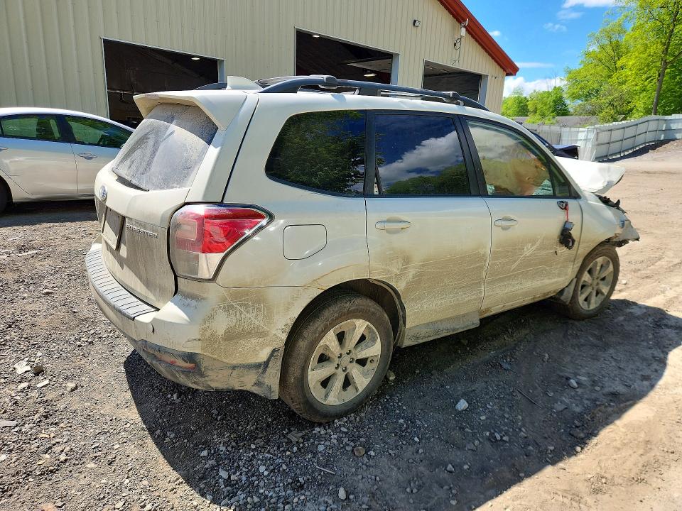 Продажа на аукционе авто 2018 Subaru Forester, vin: JF2SJAGC7JH558413, номер лота: 55194976