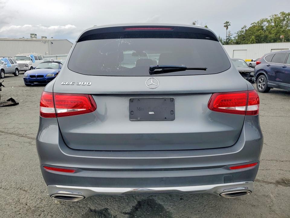 2018 Mercedes-benz Glc მანქანა იყიდება აუქციონზე, vin: WDC0G4JB7JV030047, აუქციონის ნომერი: 52513386