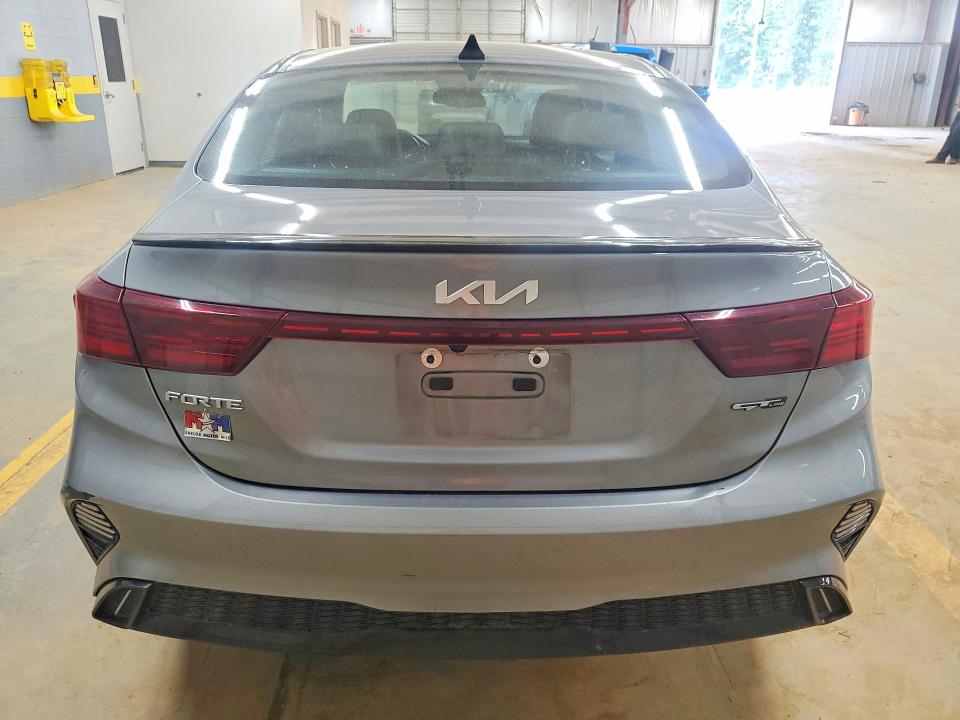 54094046 :رقم المزاد ، 3KPF54AD1NE508612 vin ، 2022 Kia Forte مزاد بيع