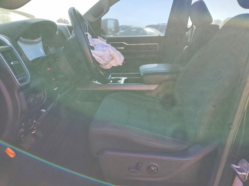 52175016 :رقم المزاد ، 1C6RRFFG6KN857165 vin ، 2019 Ram 1500 مزاد بيع