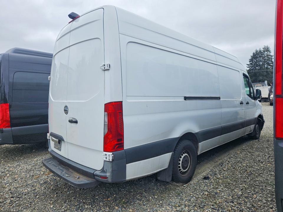 2021 Freightliner Sprinter მანქანა იყიდება აუქციონზე, vin: W2W4DCHY6MT050267, აუქციონის ნომერი: 45822816