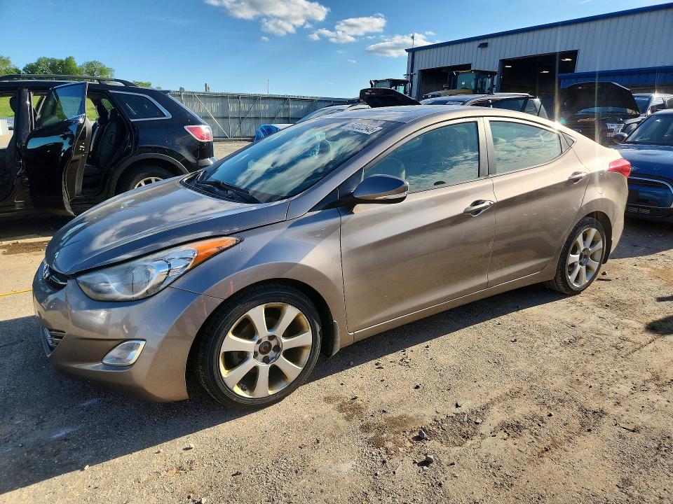 2013 Hyundai Elantra მანქანა იყიდება აუქციონზე, vin: 5NPDH4AE6DH228170, აუქციონის ნომერი: 54202546