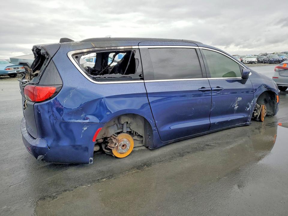 2020 Chrysler Voyager მანქანა იყიდება აუქციონზე, vin: 2C4RC1DG3LR192116, აუქციონის ნომერი: 52467186