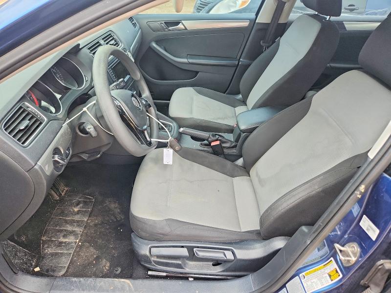 2017 Volkswagen Jetta მანქანა იყიდება აუქციონზე, vin: 3VW2B7AJ2HM354384, აუქციონის ნომერი: 53459136