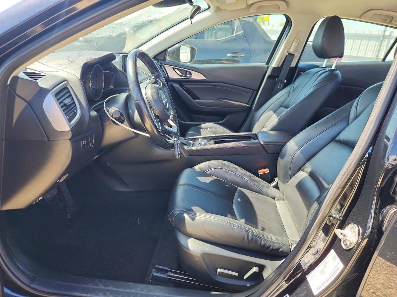 Продажа на аукционе авто 2018 Mazda 3, vin: 3MZBN1V33JM215399, номер лота: 53322406