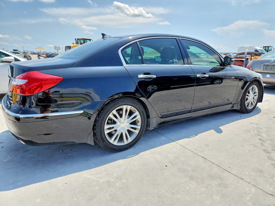 Продажа на аукционе авто 2012 Hyundai Genesis, vin: KMHGC4DDXCU165055, номер лота: 55256556