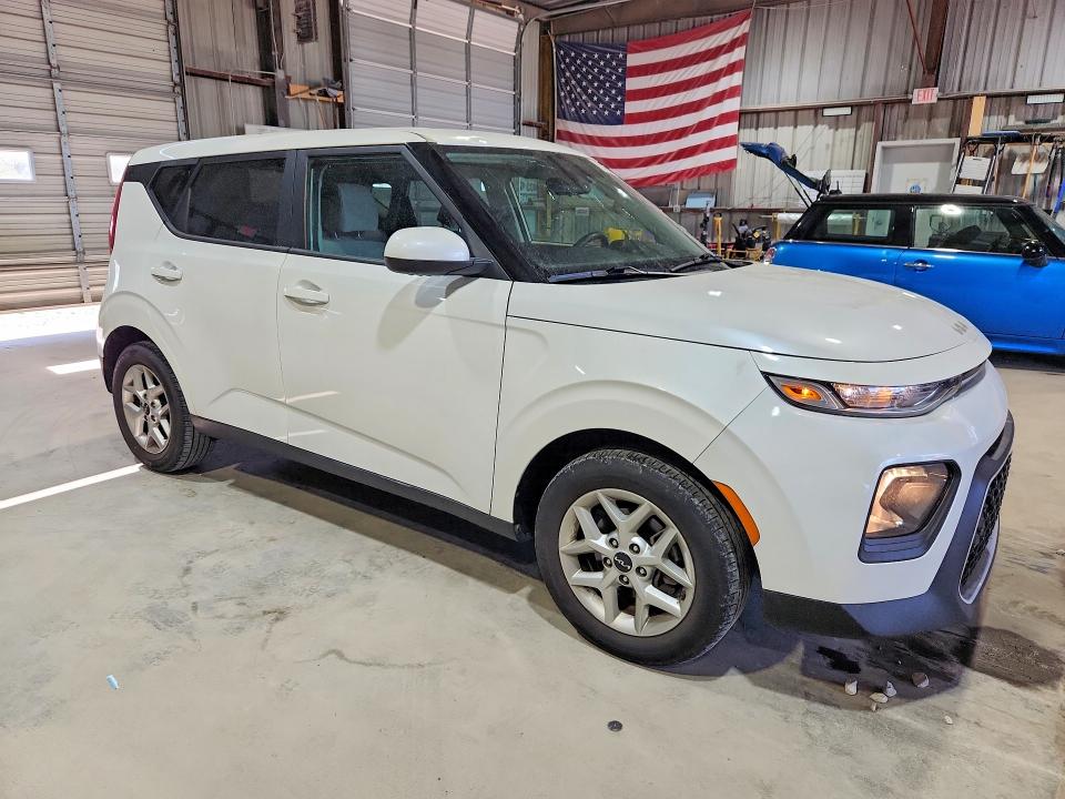 2022 Kia Soul მანქანა იყიდება აუქციონზე, vin: KNDJ23AU7N7163535, აუქციონის ნომერი: 53204056