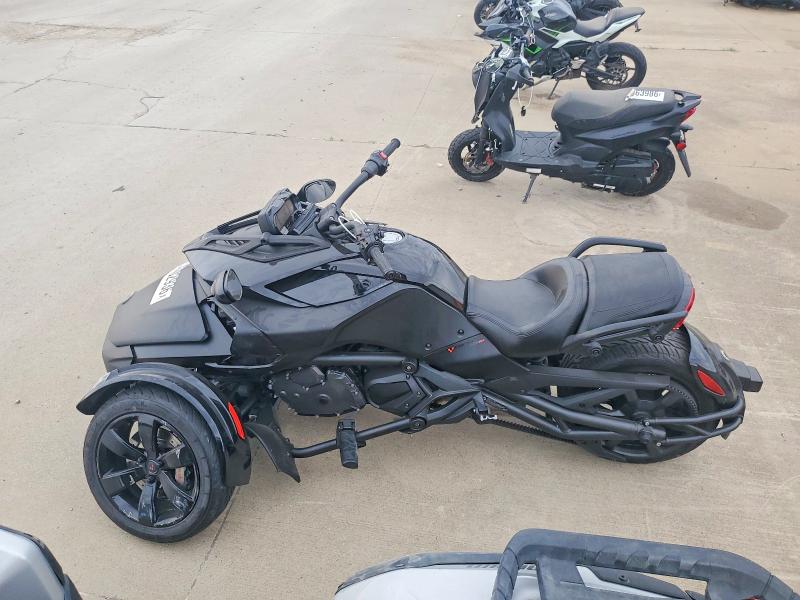 54402936 :رقم المزاد ، 2BXRDDD47MV000015 vin ، 2021 Can-am Spyder Roadster مزاد بيع