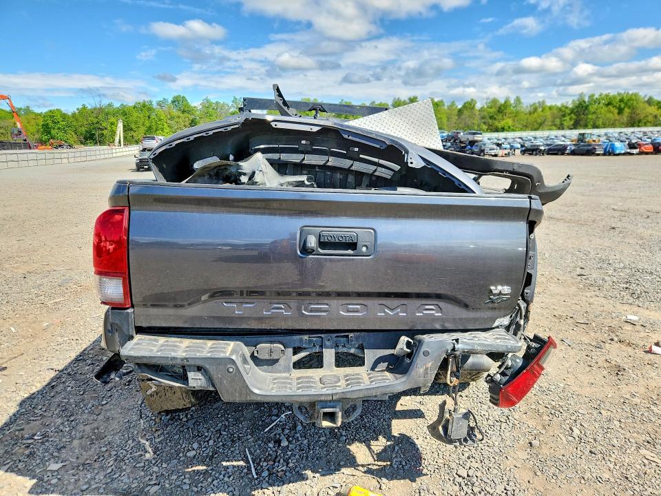 Продаж на аукціоні авто 2018 Toyota Tacoma, vin: 3TMAZ5CN1JM061998, номер лоту: 53123856