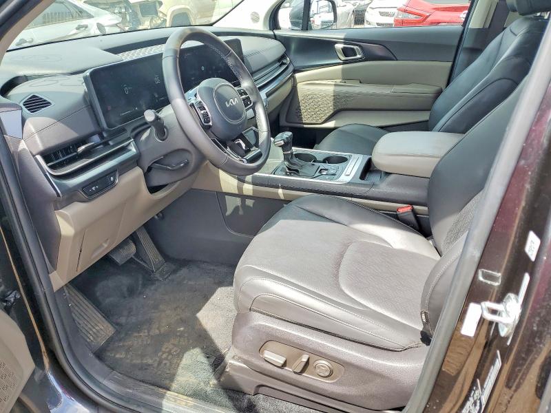 Продаж на аукціоні авто 2026 Kia Carnival, vin: KNDNB5K3XT6570853, номер лоту: 53118366