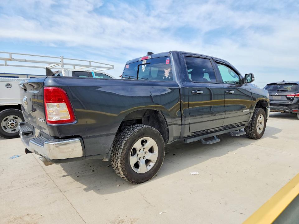 55587836 :رقم المزاد ، 1C6SRFFT7KN849672 vin ، 2019 Ram 1500 مزاد بيع