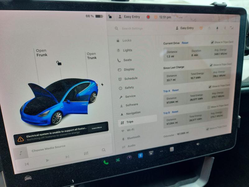 Продаж на аукціоні авто 2019 Tesla Model 3, vin: 5YJ3E1EB0KF487266, номер лоту: 52659516