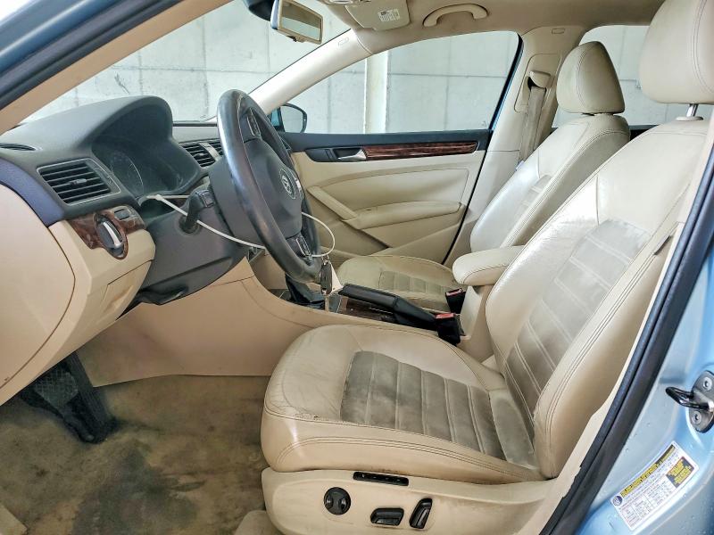 51538476 :رقم المزاد ، 1VWCN7A31CC020063 vin ، 2012 Volkswagen Passat مزاد بيع
