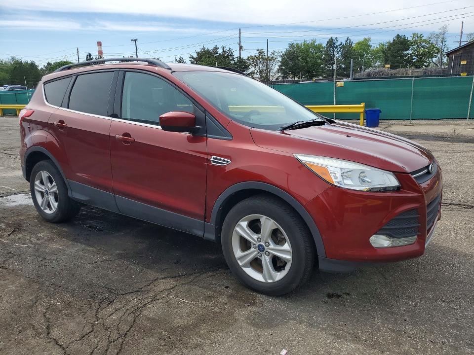 2014 Ford Escape მანქანა იყიდება აუქციონზე, vin: 1FMCU9G99EUA13237, აუქციონის ნომერი: 53949246