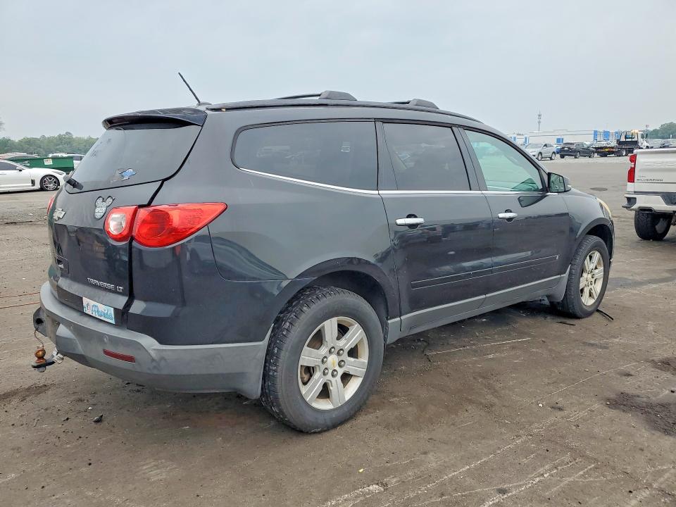 52770706 :رقم المزاد ، 1GNLRFED7AS124572 vin ، 2010 Chevrolet Traverse مزاد بيع
