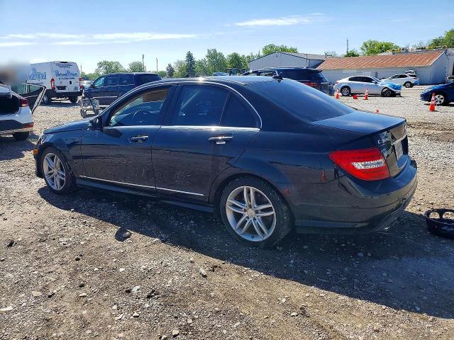 2012 Mercedes-benz C მანქანა იყიდება აუქციონზე, vin: WDDGF8BBXCR204711, აუქციონის ნომერი: 52274796