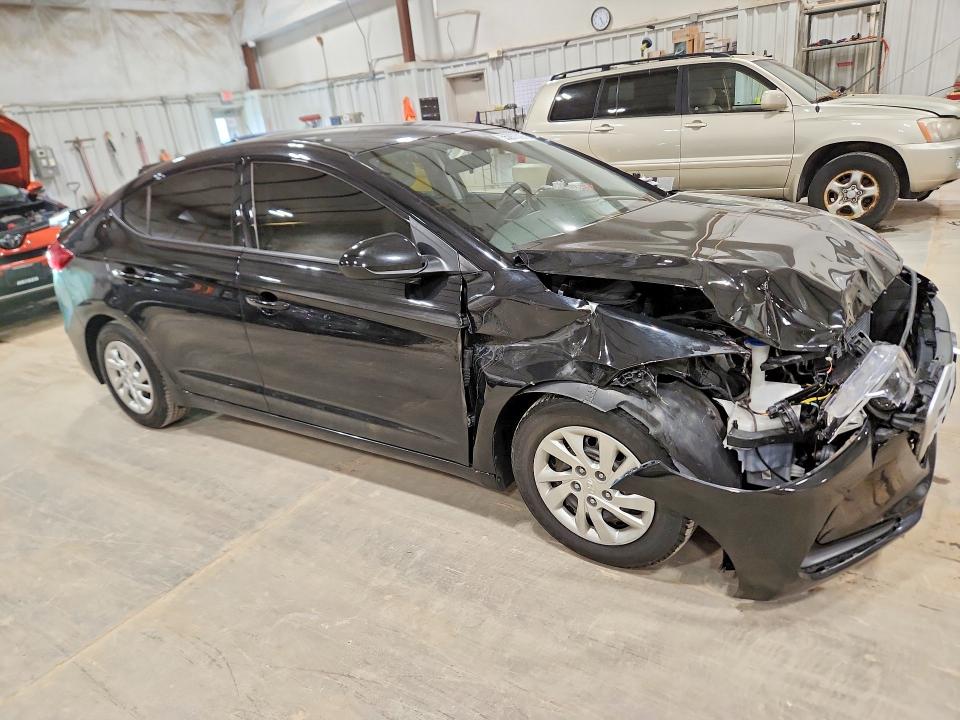 Продажа на аукционе авто 2017 Hyundai Elantra, vin: 5NPD74LF9HH077548, номер лота: 55287516