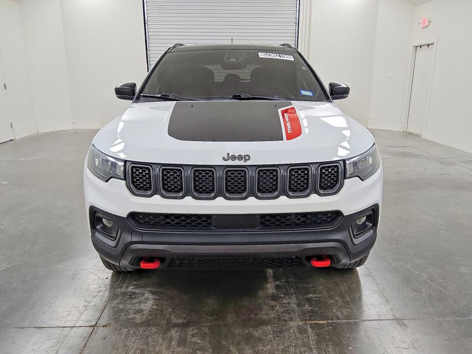 52902106 :رقم المزاد ، 3C4NJDDN1RT582562 vin ، 2024 Jeep Compass مزاد بيع