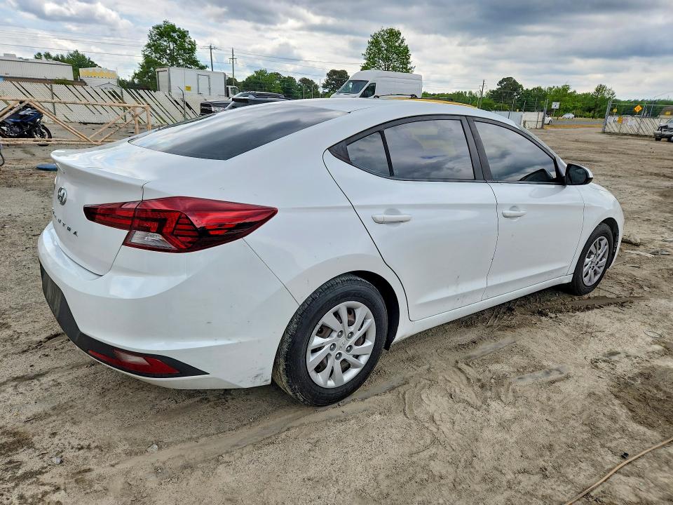 53524826 :رقم المزاد ، 5NPD74LF5KH465559 vin ، 2019 Hyundai Elantra مزاد بيع