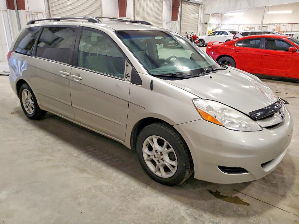 52222946 :رقم المزاد ، 5TDZK23C18S188135 vin ، 2008 Toyota Sienna مزاد بيع